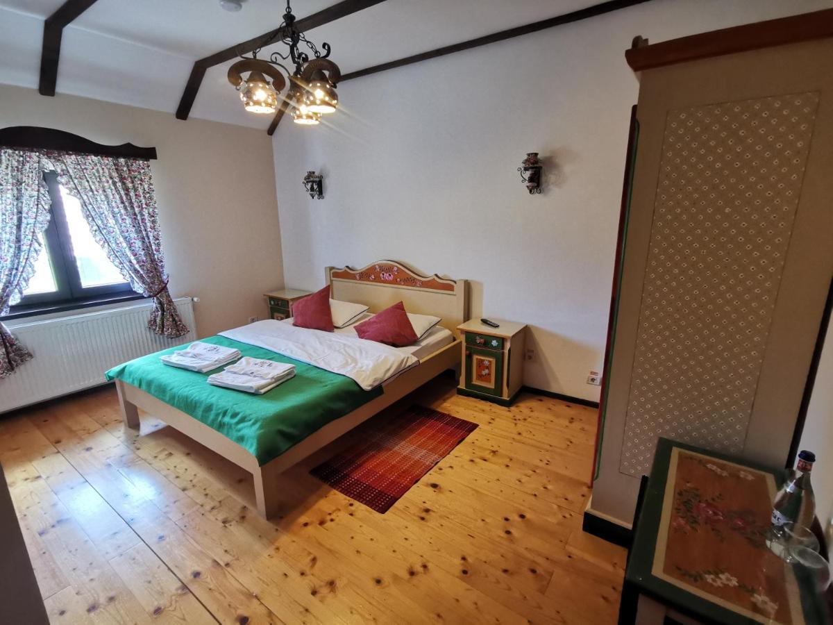 Pensiunea Casa Moga Bucium  외부 사진